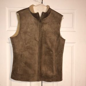 Women’s Faux Suede Sherpa Vest